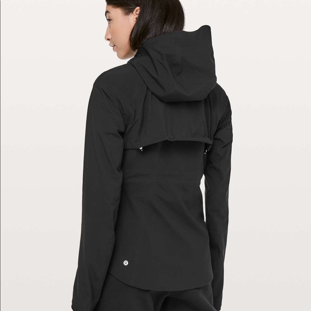 Lululemon The Rain Is Calling II jacket